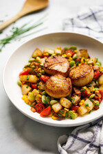 Garlic Butter Scallops with Succotash